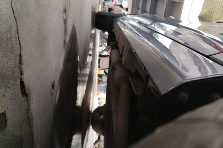 Used BYD Qin PLUS 2021 DM-i 55KM Prestige Model Right Side Sill