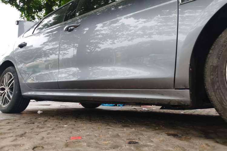 Used BYD Qin PLUS 2021 EV 400KM Luxury Model Right Side Sill