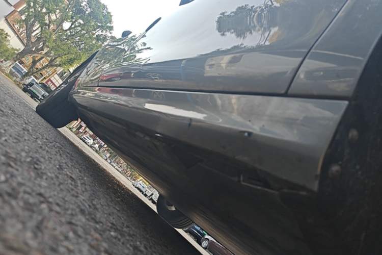 Used BYD Qin PLUS 2021 EV 500KM Premium Model Right Side Sill