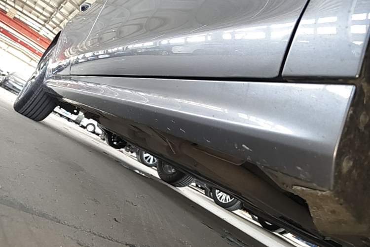 Used BYD Qin PLUS 2021 DM-i 55KM Flagship Model Right Side Sill