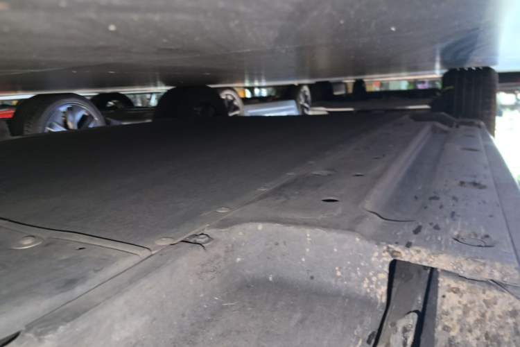 Used BYD Qin PLUS 2021 EV 400KM Luxury Model Right Side Sill