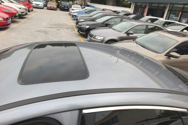 Used BYD Qin PLUS 2021 DM-i 55KM Flagship Model Roof