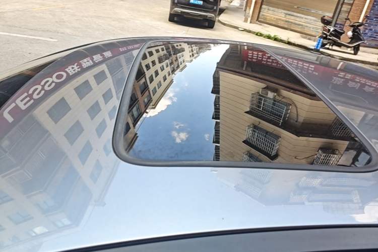 Used BYD Qin PLUS 2021 DM-i 55KM Flagship Model Roof