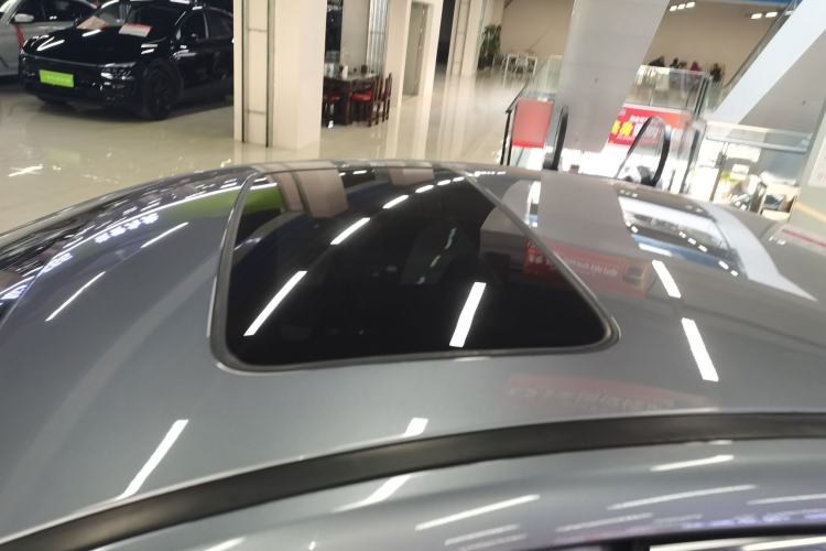 Used BYD Qin PLUS 2021 EV 400KM Luxury Model Roof
