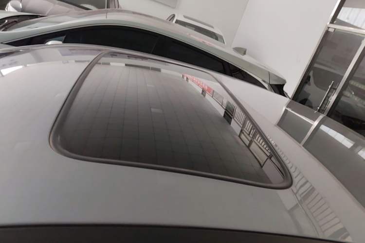 Used BYD Qin PLUS 2021 DM-i 120KM Flagship Model Roof