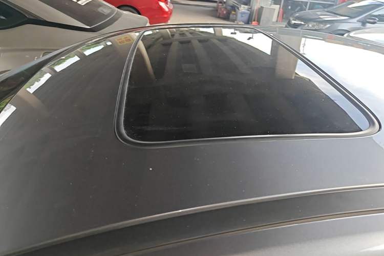 Used BYD Qin PLUS 2021 DM-i 55KM Flagship Model Roof