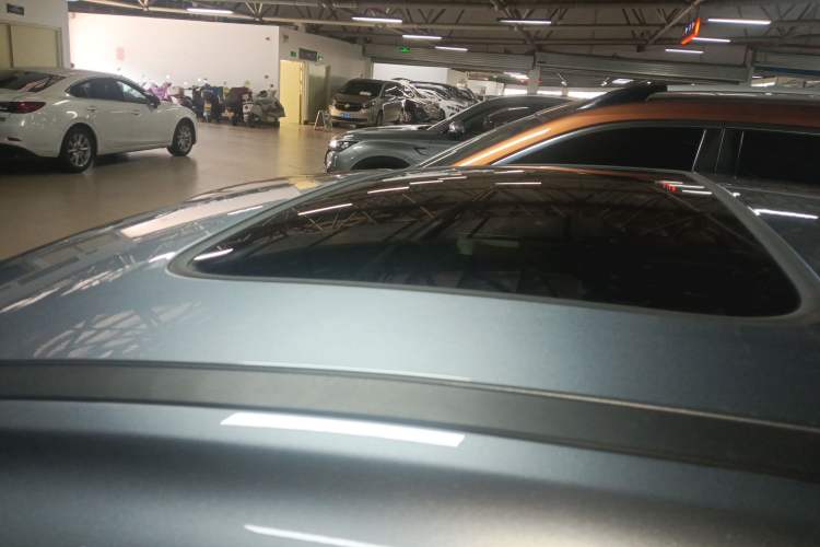 Used BYD Qin PLUS 2021 DM-i 120KM Flagship Model Roof