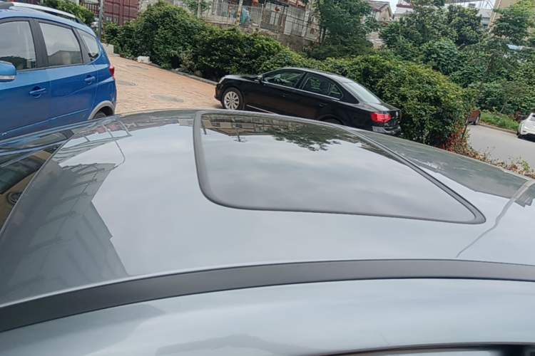 Used BYD Qin PLUS 2021 EV 500KM Luxury Model Roof