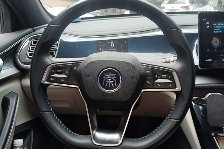 Used BYD Qin PLUS 2021 DM-i 55KM Flagship Model Steering Wheel