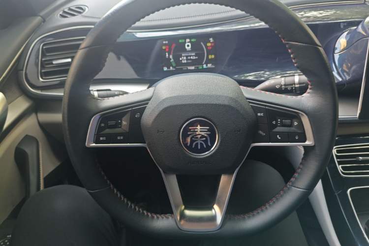 Used BYD Qin PLUS 2021 DM-i 55KM Flagship Model Steering Wheel