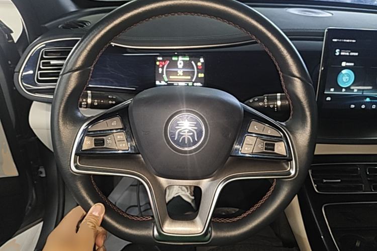 Used BYD Qin PLUS 2021 EV 500KM Luxury Model Steering Wheel