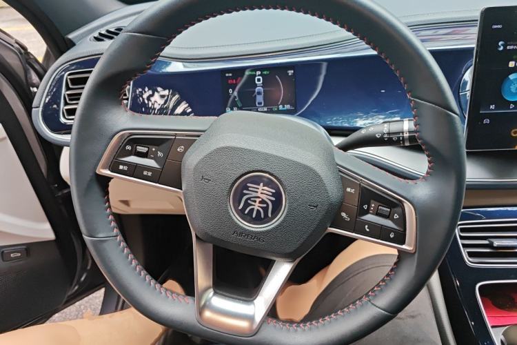 Used BYD Qin PLUS 2021 DM-i 120KM Prestige Model Steering Wheel