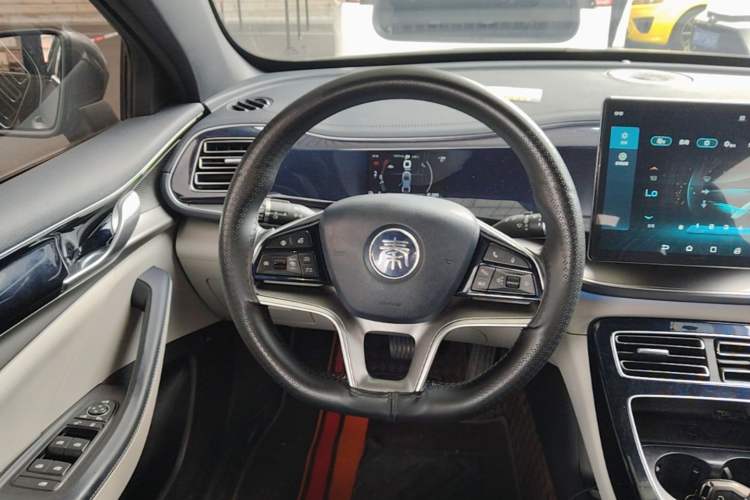 Used BYD Qin PLUS 2021 DM-i 120KM Flagship Model Steering Wheel