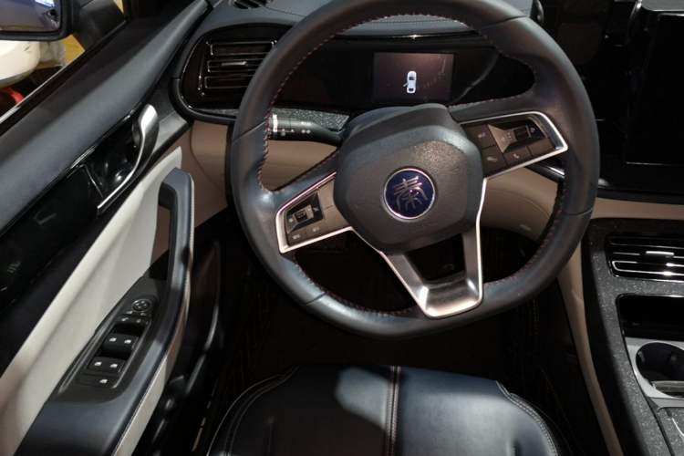 Used BYD Qin PLUS 2021 DM-i 55KM Prestige Model Steering Wheel
