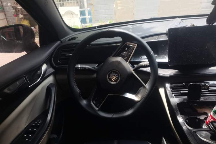 Used BYD Qin PLUS 2021 DM-i 55KM Prestige Model Steering Wheel