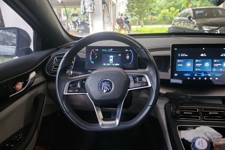 Used BYD Qin PLUS 2021 DM-i 120KM Prestige Model Steering Wheel