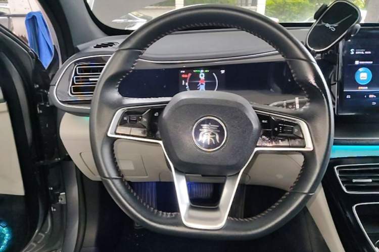 Used BYD Qin PLUS 2021 DM-i 55KM Flagship Model Steering Wheel