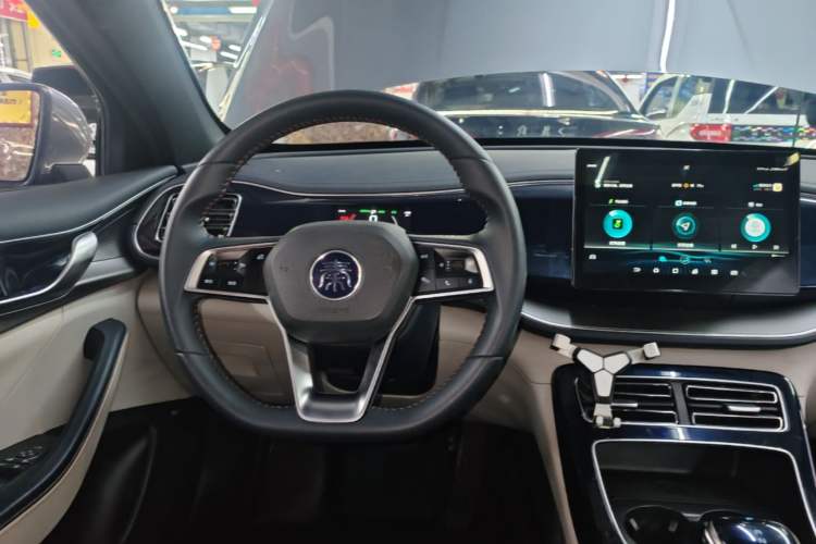 Used BYD Qin PLUS 2021 DM-i 55KM Flagship Model Steering Wheel