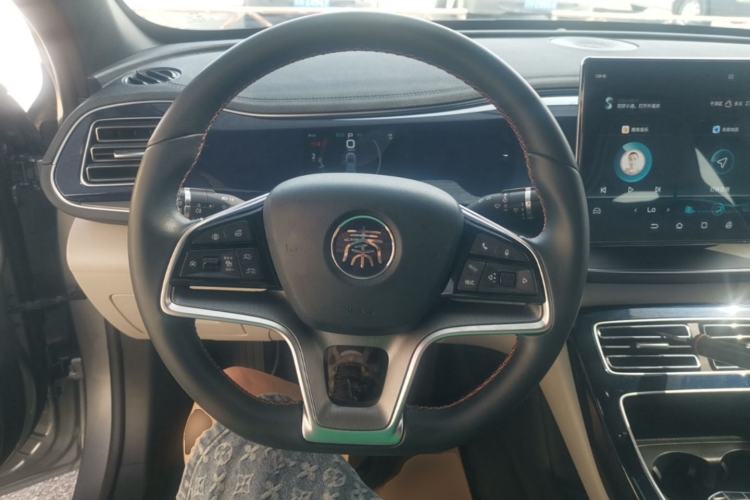 Used BYD Qin PLUS 2021 DM-i 120KM Flagship Model Steering Wheel