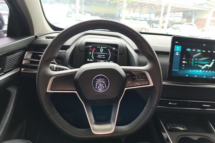 Used BYD Qin PLUS 2021 EV 400KM Leading Comfort Edition Steering Wheel