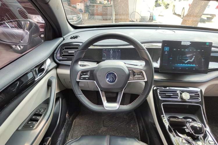 Used BYD Qin PLUS 2021 DM-i 55KM Prestige Model Steering Wheel