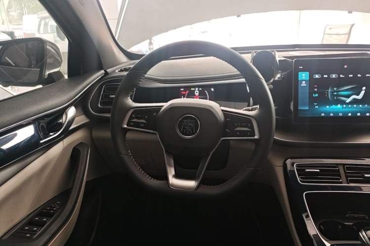 Used BYD Qin PLUS 2021 DM-i 55KM Flagship Model Steering Wheel