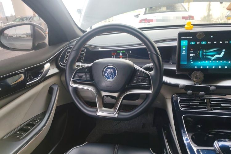 Used BYD Qin PLUS 2021 EV 500KM Luxury Model Steering Wheel
