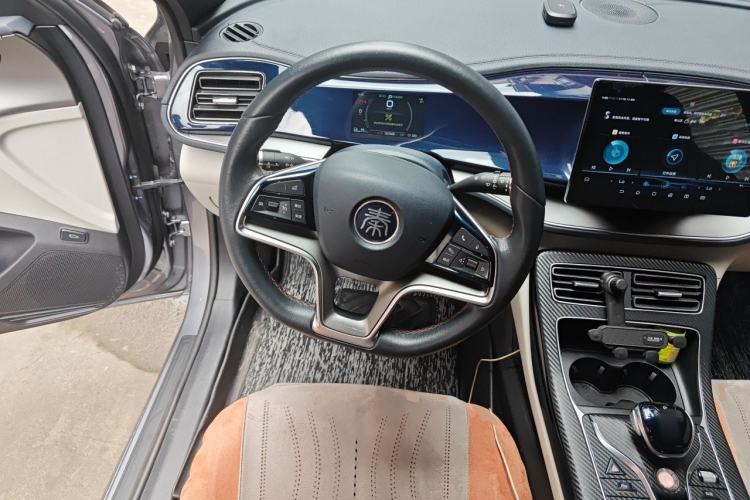 Used BYD Qin PLUS 2021 EV 400KM Luxury Model Steering Wheel