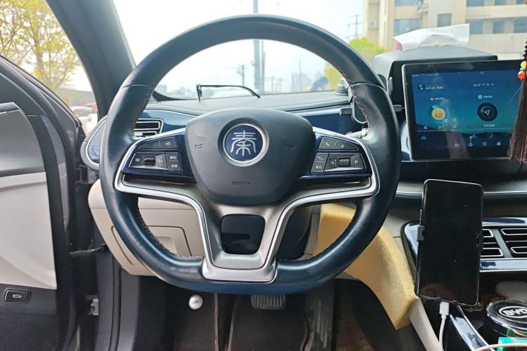 Used BYD Qin PLUS 2021 EV 500KM Luxury Model Steering Wheel