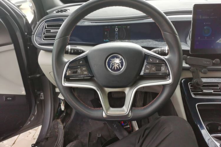 Used BYD Qin PLUS 2021 EV 500KM Luxury Model Steering Wheel