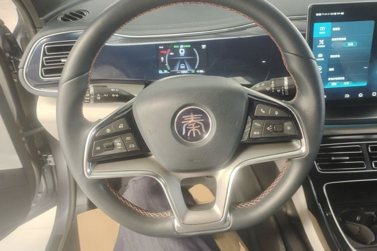 Used BYD Qin PLUS 2021 EV 500KM Luxury Model Steering Wheel