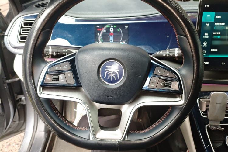 Used BYD Qin PLUS 2021 DM-i 120KM Flagship Model Steering Wheel