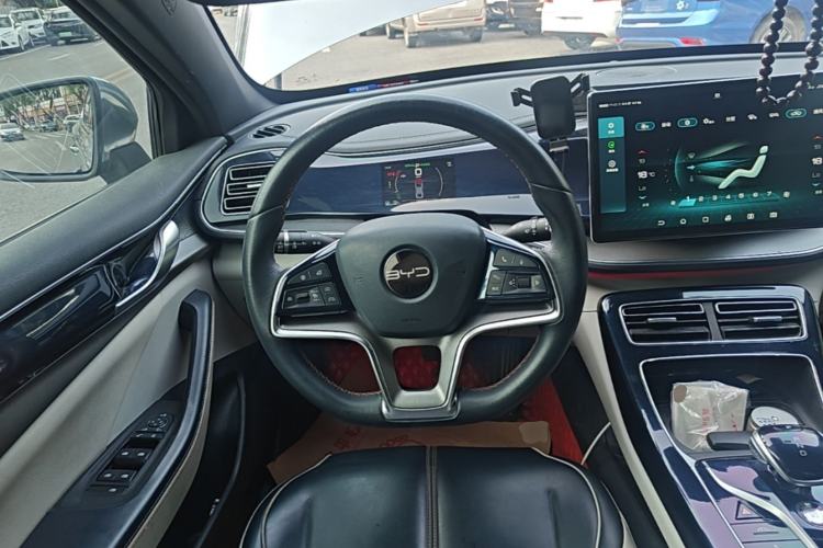 Used BYD Qin PLUS 2021 EV 500KM Premium Model Steering Wheel
