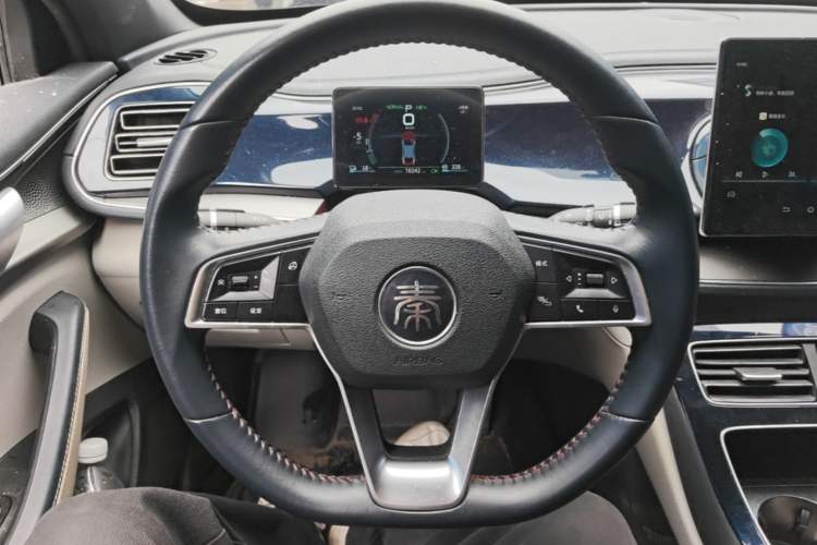 Used BYD Qin PLUS 2021 DM-i 55KM Flagship Model Steering Wheel