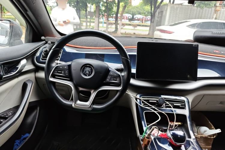 Used BYD Qin PLUS 2021 EV 600KM Flagship Model Steering Wheel