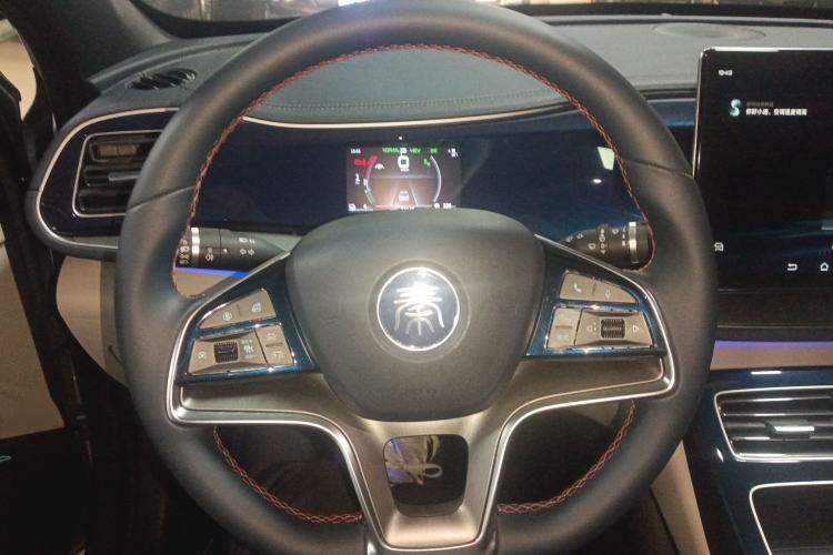 Used BYD Qin PLUS 2021 DM-i 120KM Flagship Model Steering Wheel