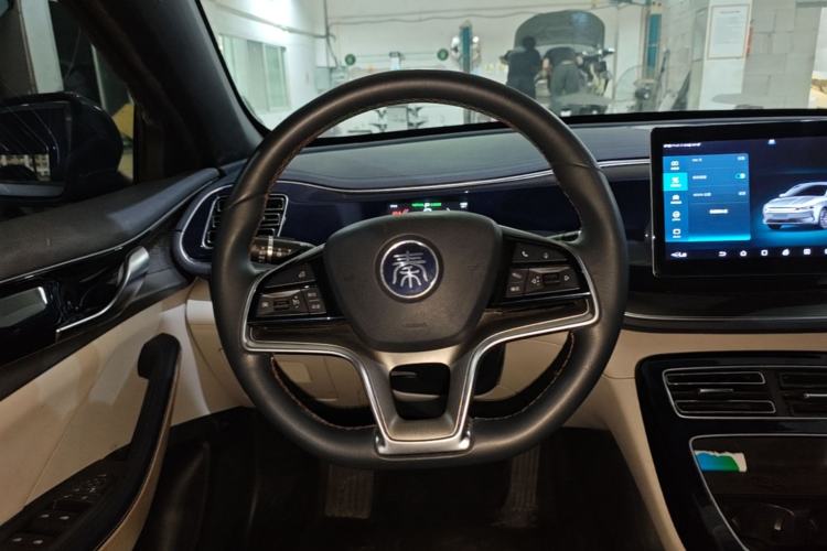 Used BYD Qin PLUS 2021 EV 500KM Luxury Model Steering Wheel