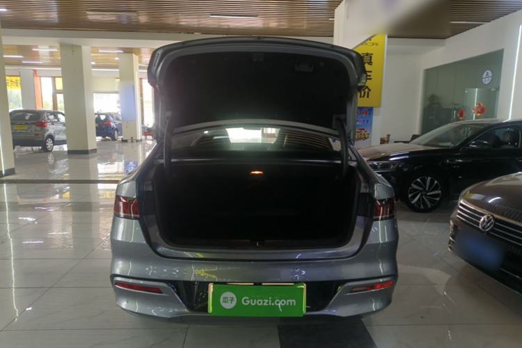 Used BYD Qin PLUS 2021 EV 400KM Luxury Model Trunk