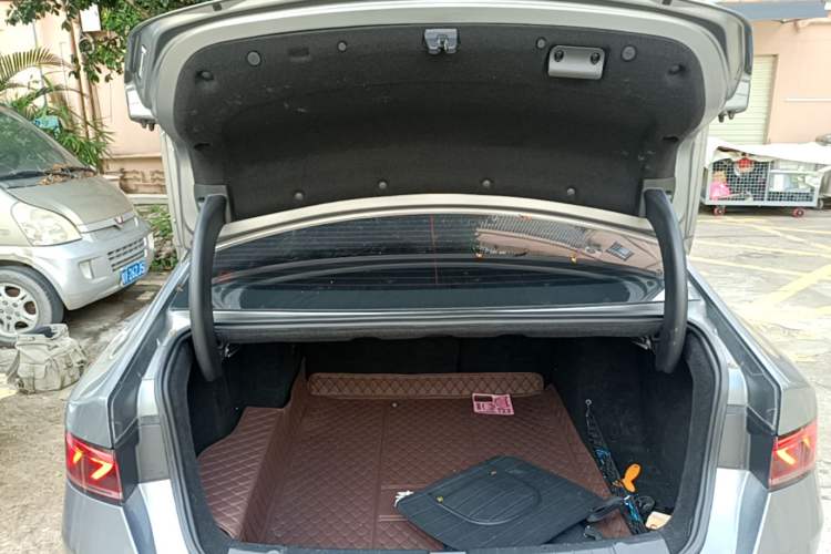 Used BYD Qin PLUS 2021 DM-i 55KM Flagship Model Trunk