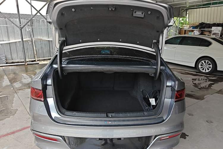 Used BYD Qin PLUS 2021 DM-i 55KM Flagship Model Trunk