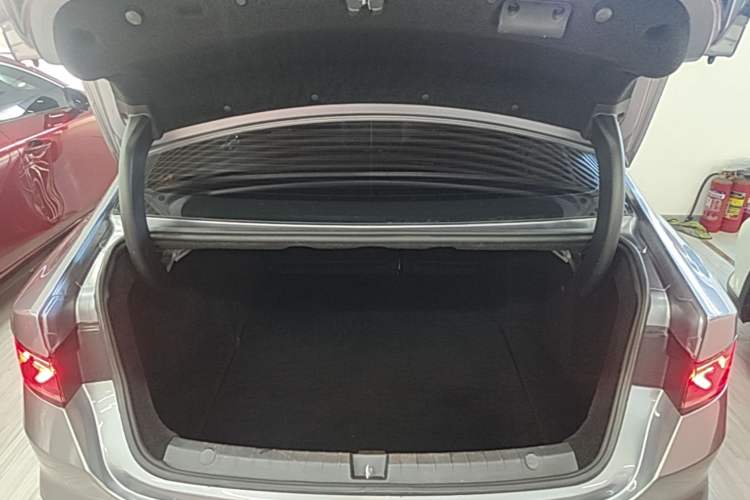 Used BYD Qin PLUS 2021 EV 500KM Luxury Model Trunk