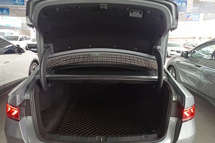 Used BYD Qin PLUS 2021 DM-i 120KM Flagship Model Trunk