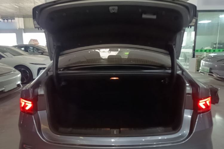 Used BYD Qin PLUS 2021 EV 500KM Luxury Model Trunk