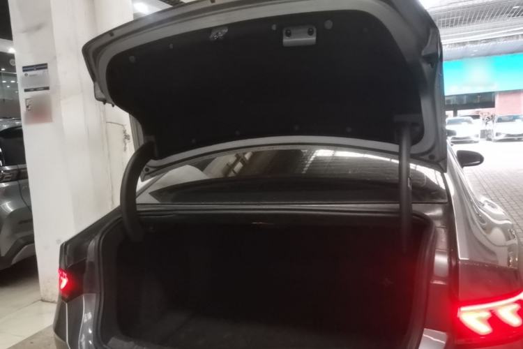Used BYD Qin PLUS 2021 EV 500KM Luxury Model Trunk