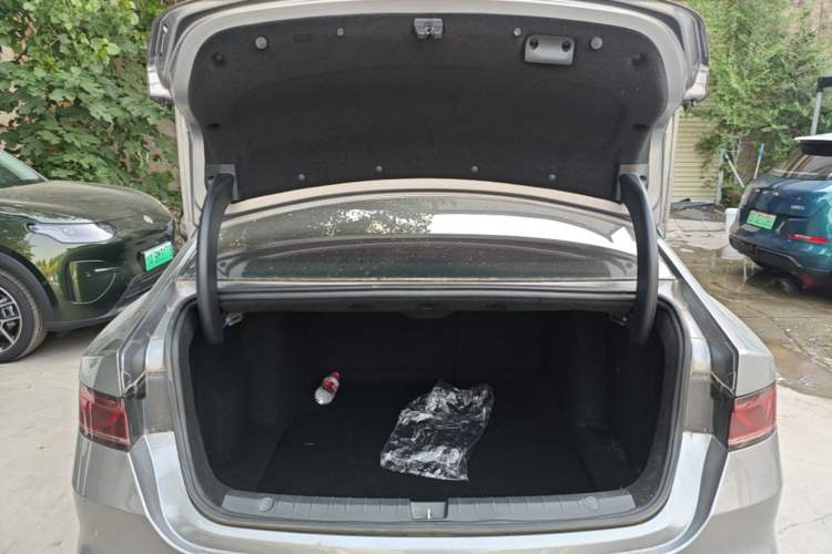 Used BYD Qin PLUS 2021 EV 500KM Luxury Model Trunk
