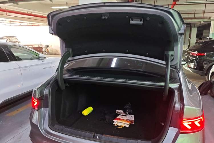 Used BYD Qin PLUS 2021 EV 500KM Luxury Model Trunk
