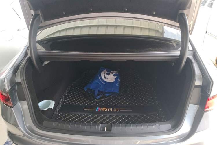 Used BYD Qin PLUS 2021 DM-i 55KM Prestige Model Trunk