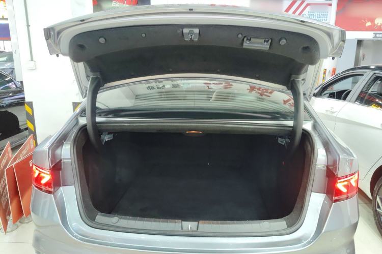 Used BYD Qin PLUS 2021 EV 400KM Luxury Model Trunk