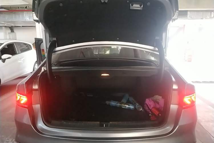 Used BYD Qin PLUS 2021 DM-i 120KM Prestige Model Trunk