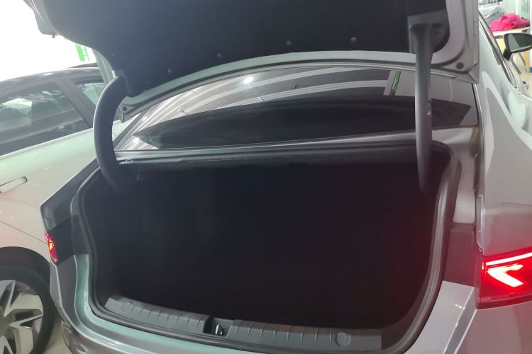 Used BYD Qin PLUS 2021 EV 500KM Luxury Model Trunk